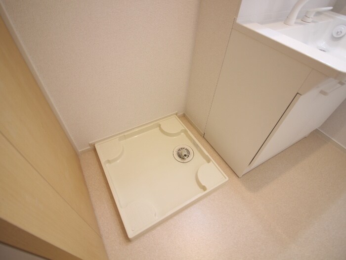 物件内観写真19　(洗濯機置場)