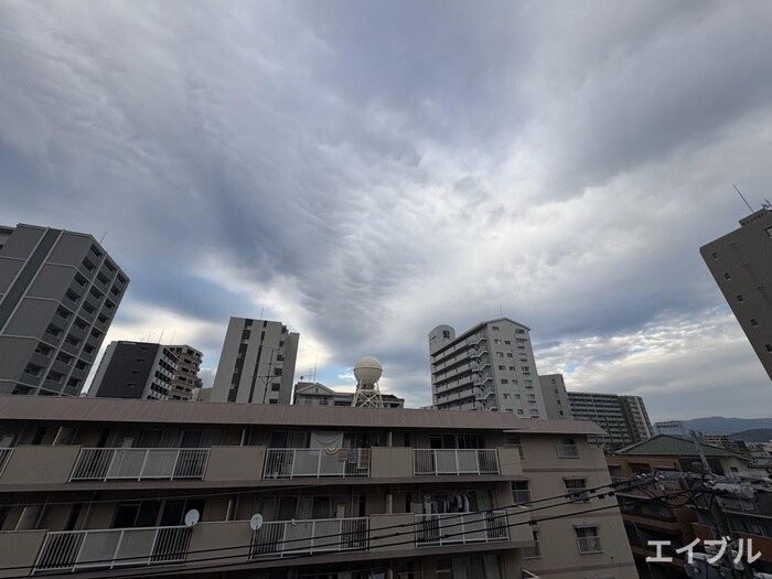 物件内観写真22　(室内からの展望)