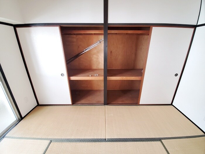 物件内観写真8　(収納)