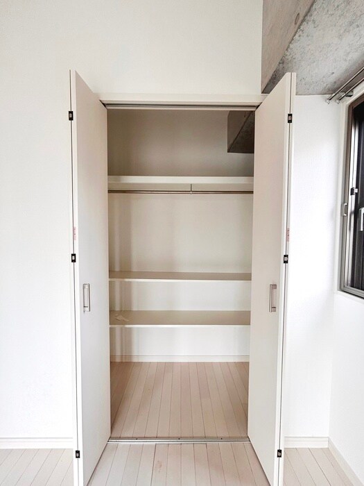 物件内観写真21　(収納)