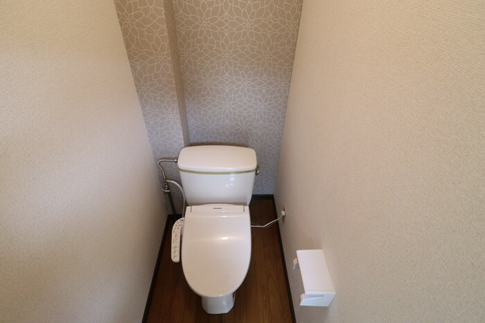 物件内観写真9　(トイレ)