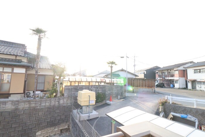 物件内観写真15　(室内からの展望)