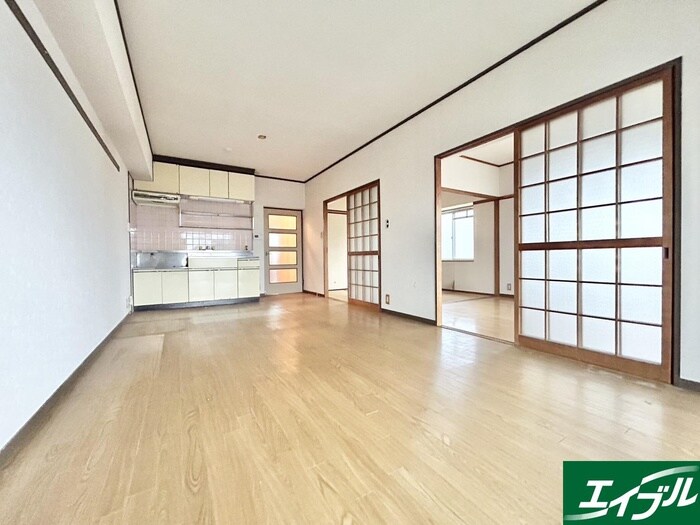 物件内観写真8　(居室)