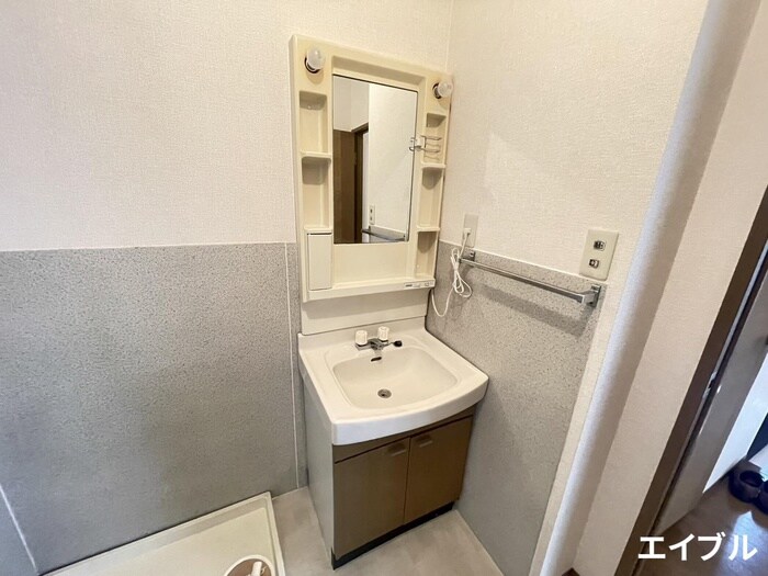 物件内観写真8　(洗面)