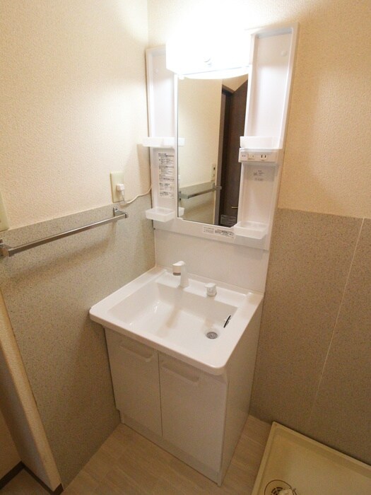 物件内観写真11　(洗面)