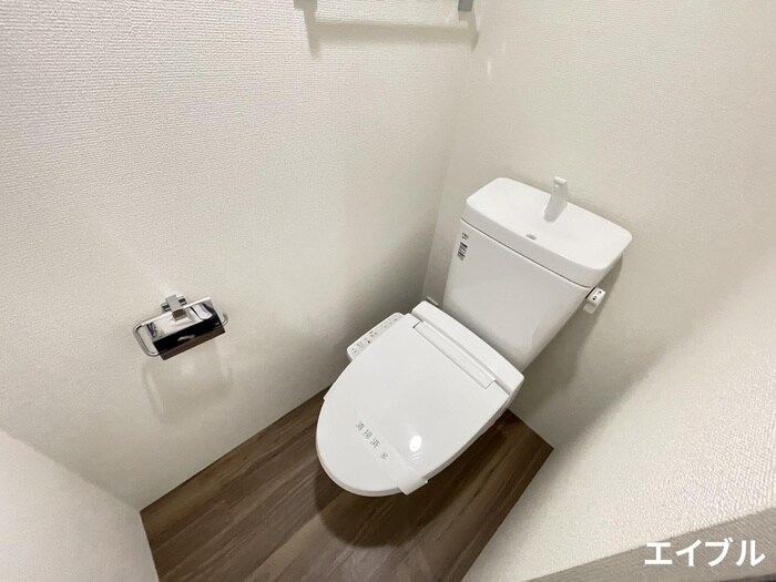 物件内観写真8　(トイレ)