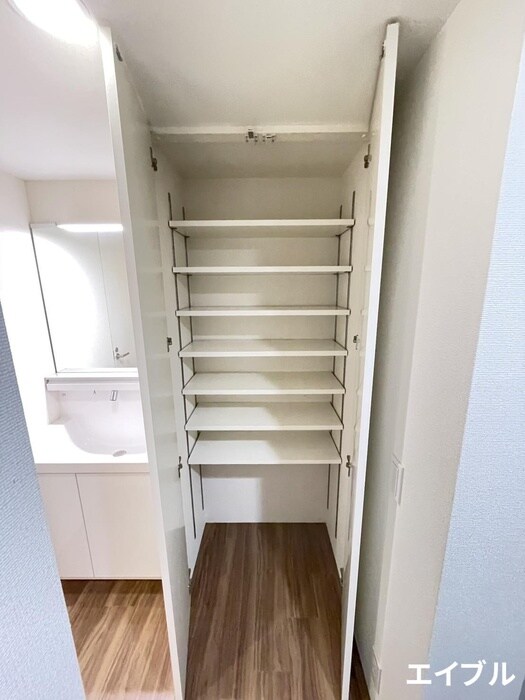 物件内観写真12　(靴箱)