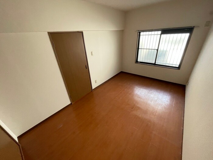 物件内観写真5　(居室)