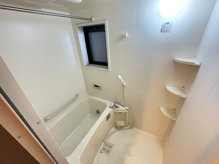 物件内観写真12　(バス／シャワールーム等)