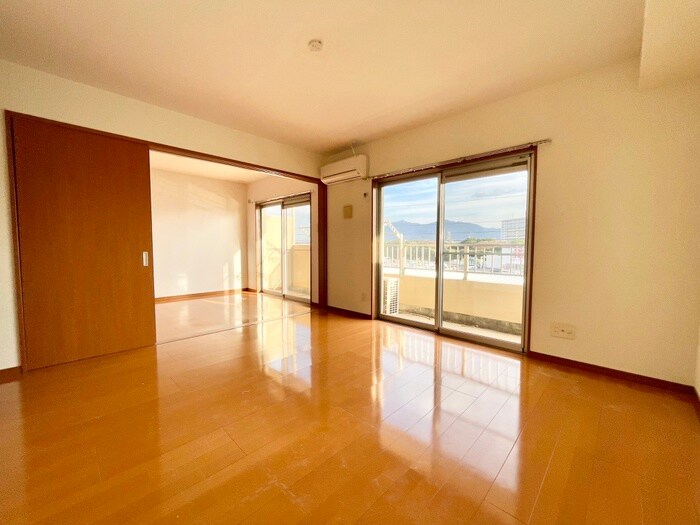 物件内観写真5　(居室)