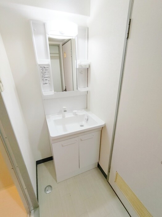 物件内観写真10　(洗面)