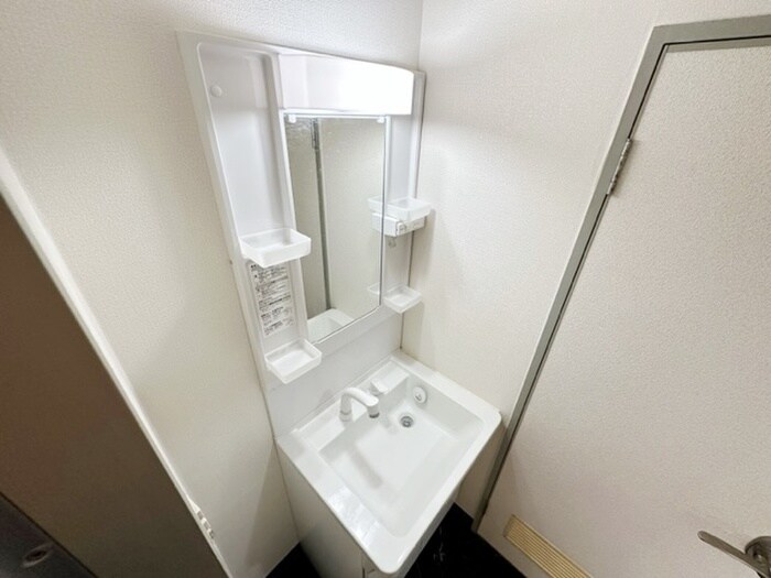 物件内観写真11　(洗面)