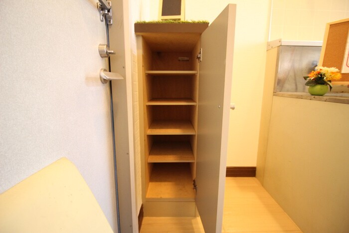 物件内観写真11　(靴箱)