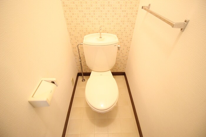 物件内観写真15　(トイレ)