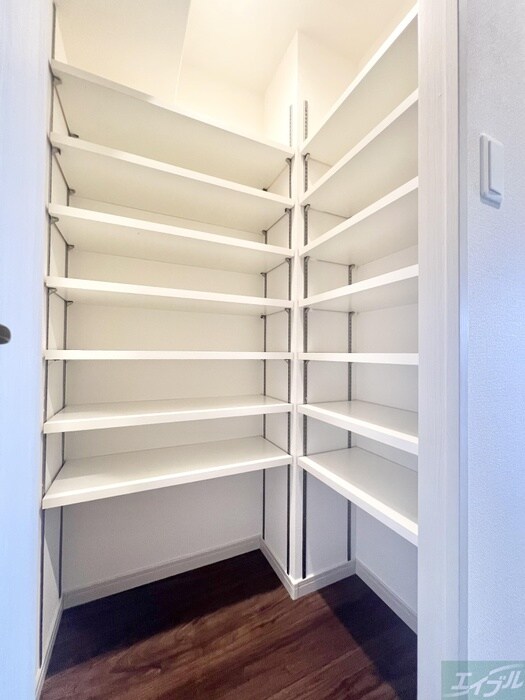 物件内観写真8　(靴箱)