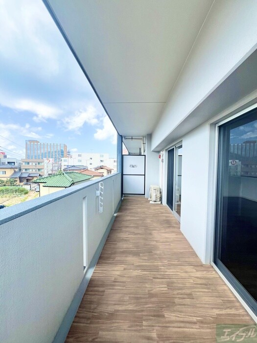 物件内観写真13　(ベランダ・バルコニー)