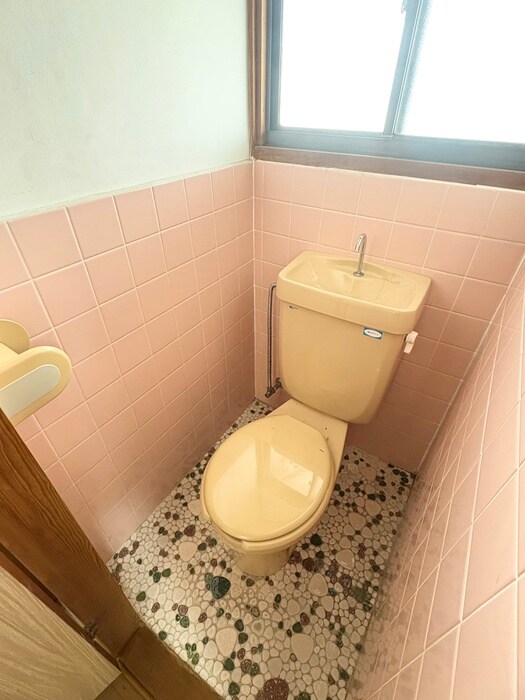 物件内観写真12　(トイレ)