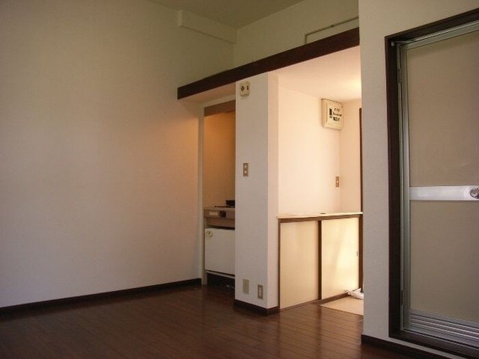 物件内観写真5　(居室)