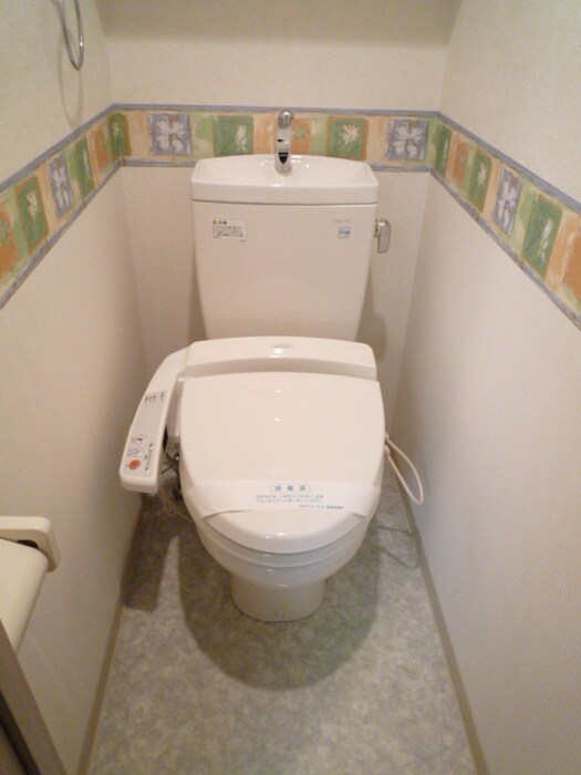 物件内観写真14　(トイレ)