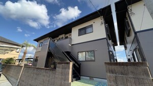 オーク菰田　Ｂ棟外観写真