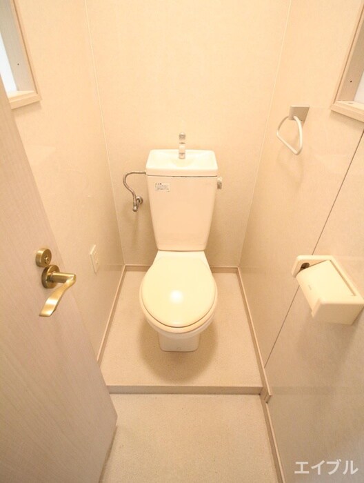 物件内観写真15　(トイレ)