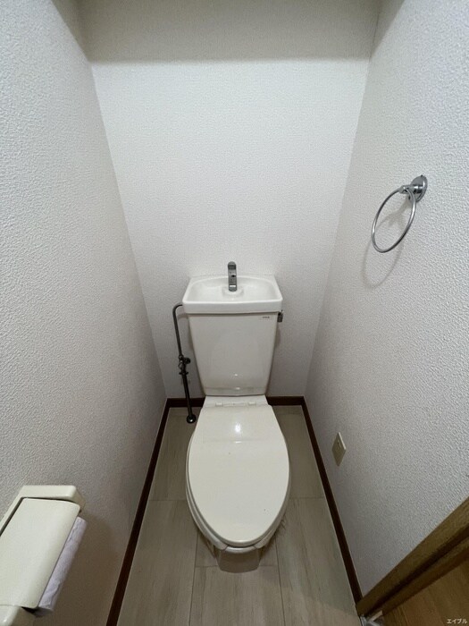 物件内観写真9　(トイレ)