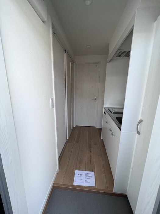 物件内観写真14　(玄関)