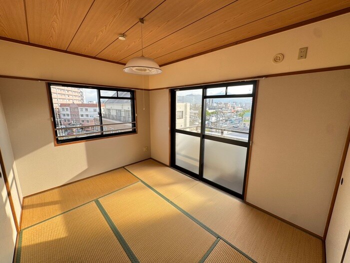 物件内観写真6　(居室)