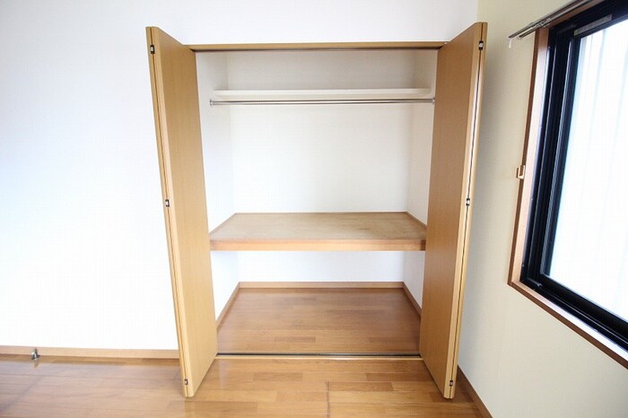 物件内観写真8　(収納)