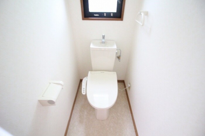 物件内観写真10　(トイレ)