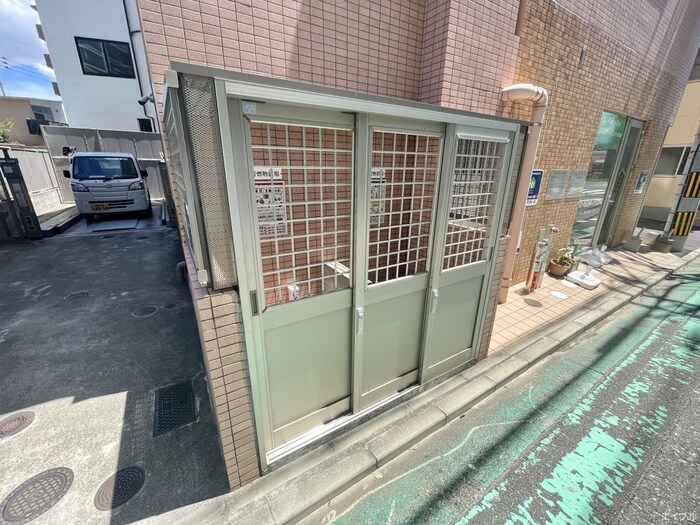 物件外観写真6　(建物設備)