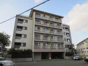 ハウスポンドビュー外観写真