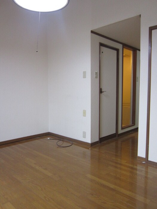 物件内観写真12　(居室)