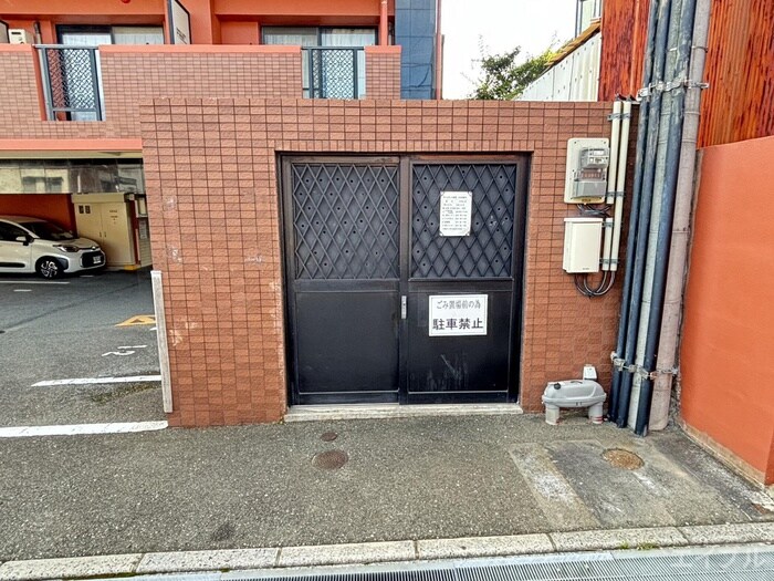 物件外観写真6　(外観写真)