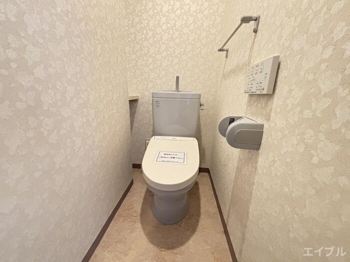 物件内観写真11　(トイレ)