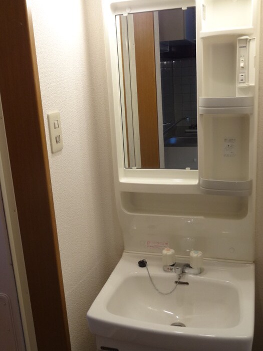 物件内観写真9　(洗面)