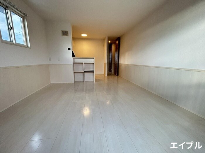 物件内観写真5　(居室)