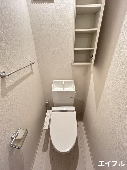 物件内観写真8　(トイレ)