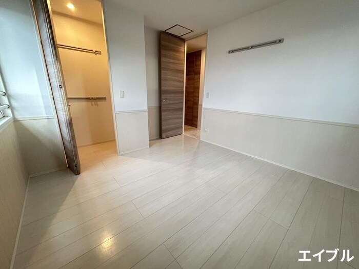 物件内観写真13　(居室)