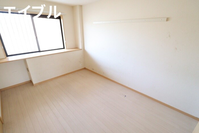 物件内観写真8　(内観写真)