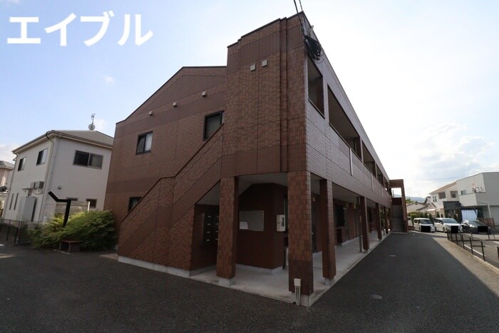 物件外観写真4　(エントランス部分)