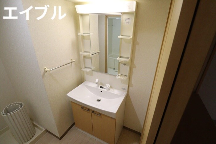 物件内観写真11　(洗面)