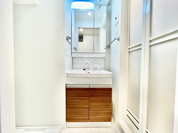 物件内観写真11　(洗面)