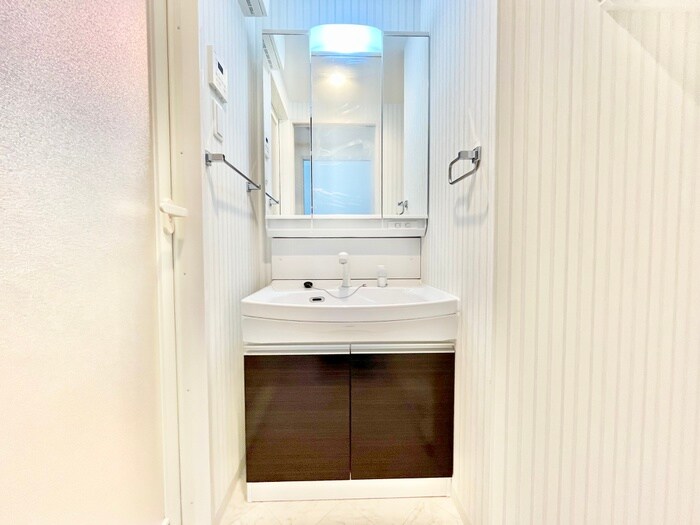 物件内観写真12　(洗面)