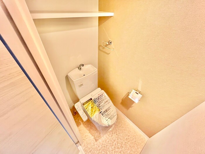 物件内観写真14　(トイレ)