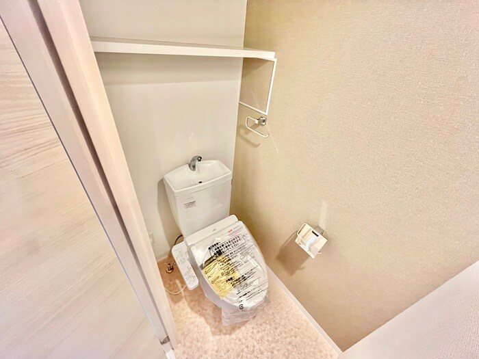 物件内観写真14　(トイレ)