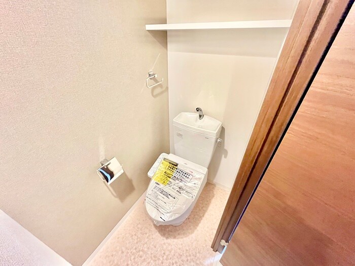 物件内観写真14　(トイレ)