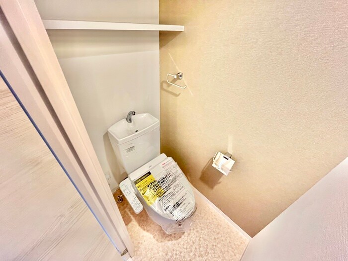 物件内観写真14　(トイレ)