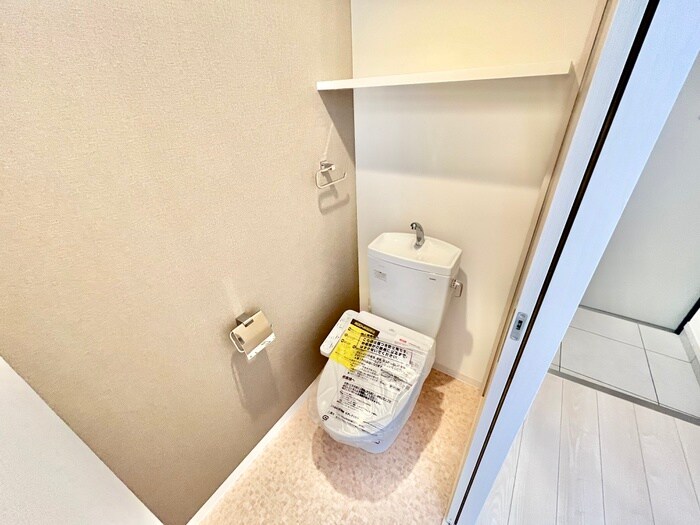 物件内観写真14　(トイレ)