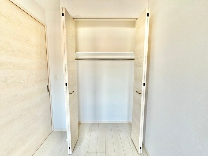 物件内観写真16　(収納)